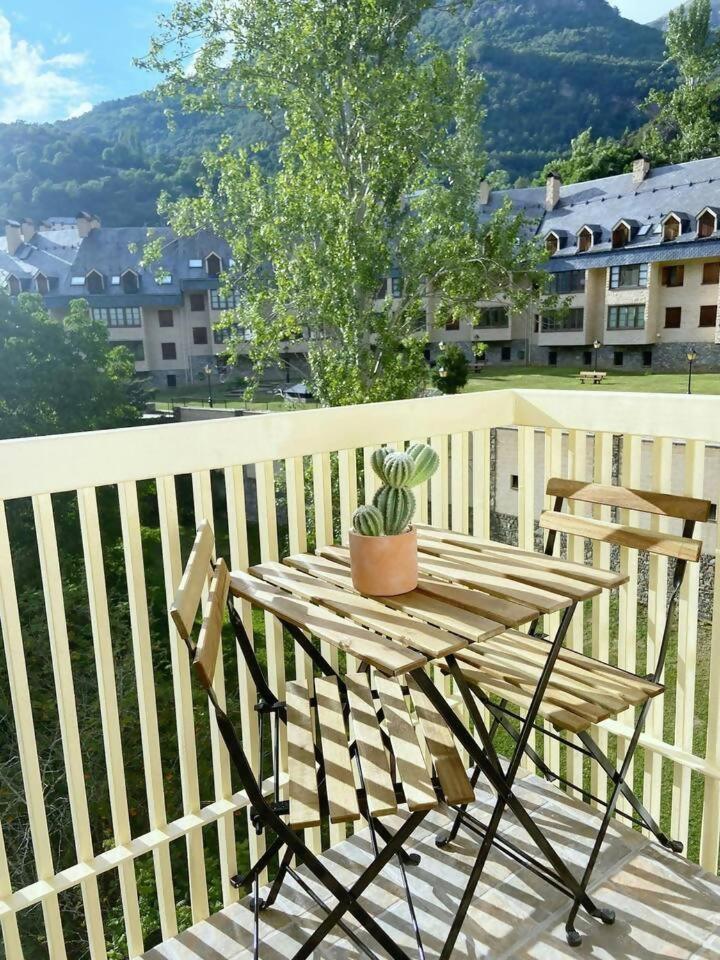 Vistas A Pie De Pistas Y Wifi Apartment Panticosa Exterior photo